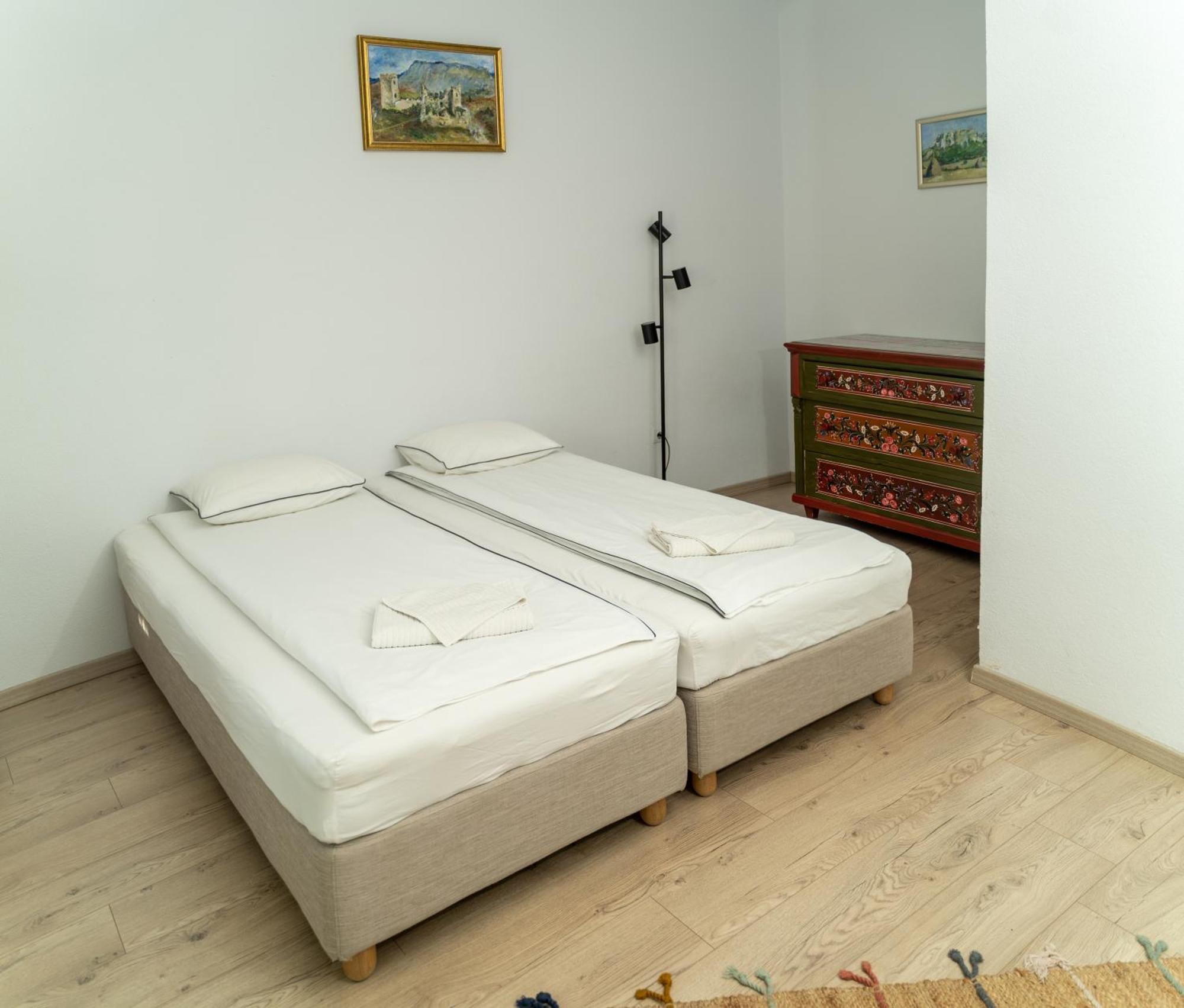 Casa Botar Vendeghaz Bed and Breakfast Rimetea Eksteriør billede